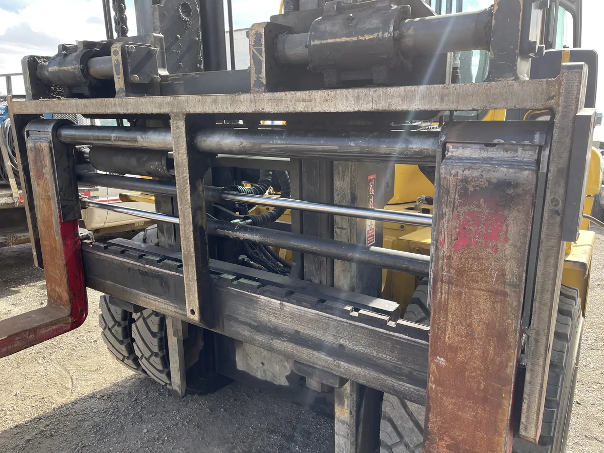 2011 Hyundai 110D-7E for sale — Forklifts in Lethbridge AB at Southern Iron Equipment