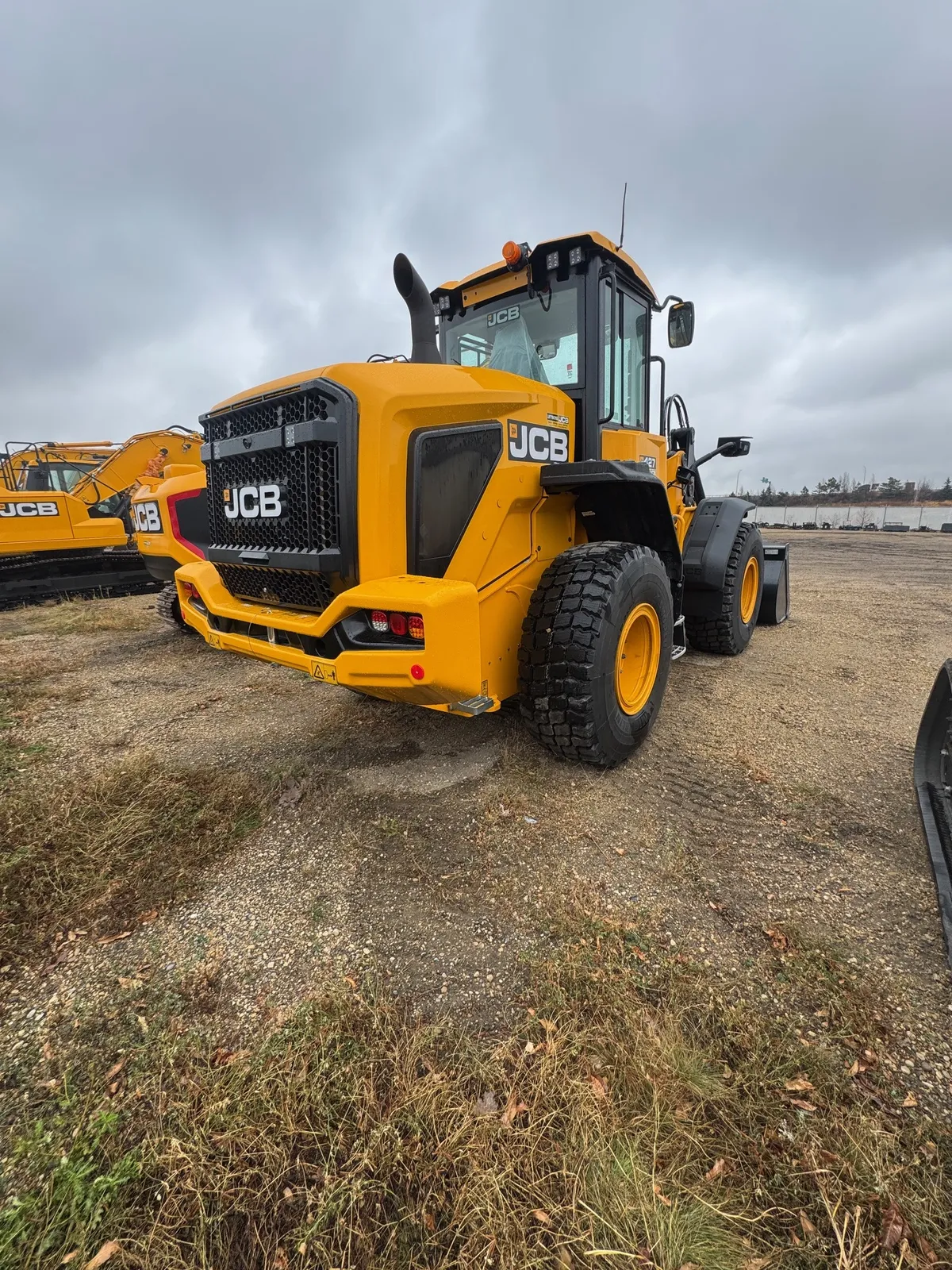 2025 JCB 427 HT — view 2