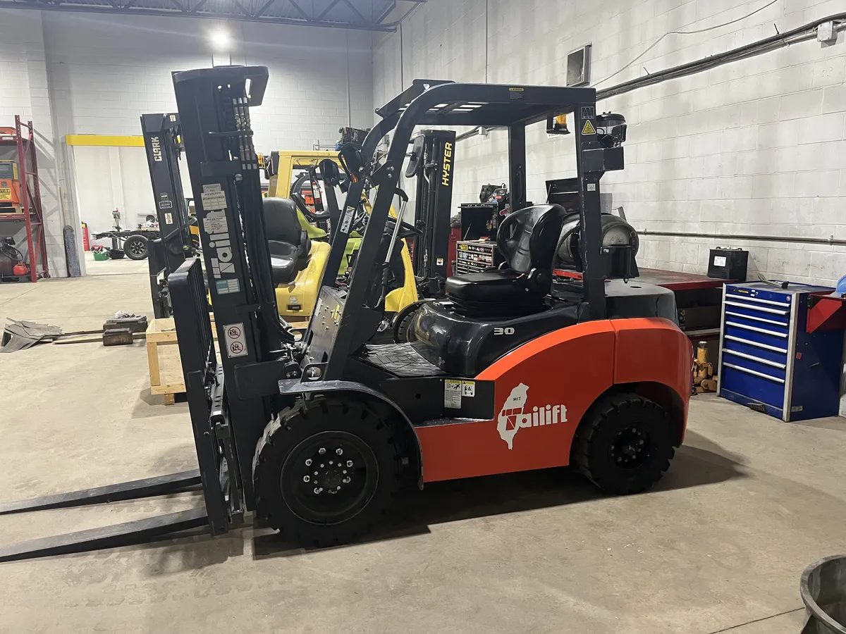 2022 Tailift PFG30-PS for sale — Forklifts in Lethbridge AB at Southern Iron Equipment